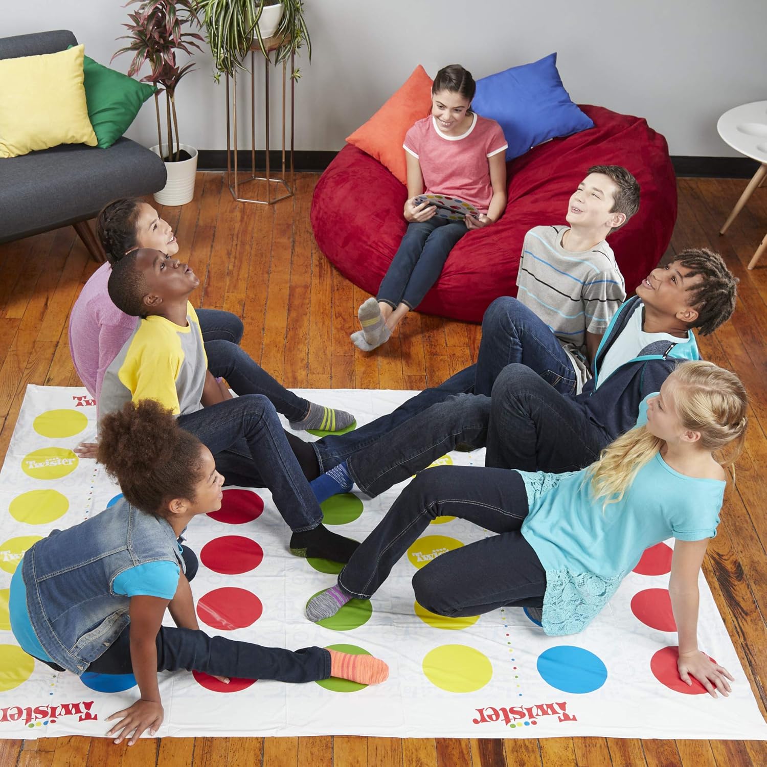 Hasbro Gaming Twister Ultimate: Bigger Mat, More Coloured Spots, Family, Kids Party Game Age 6+, Compatible with Alexa